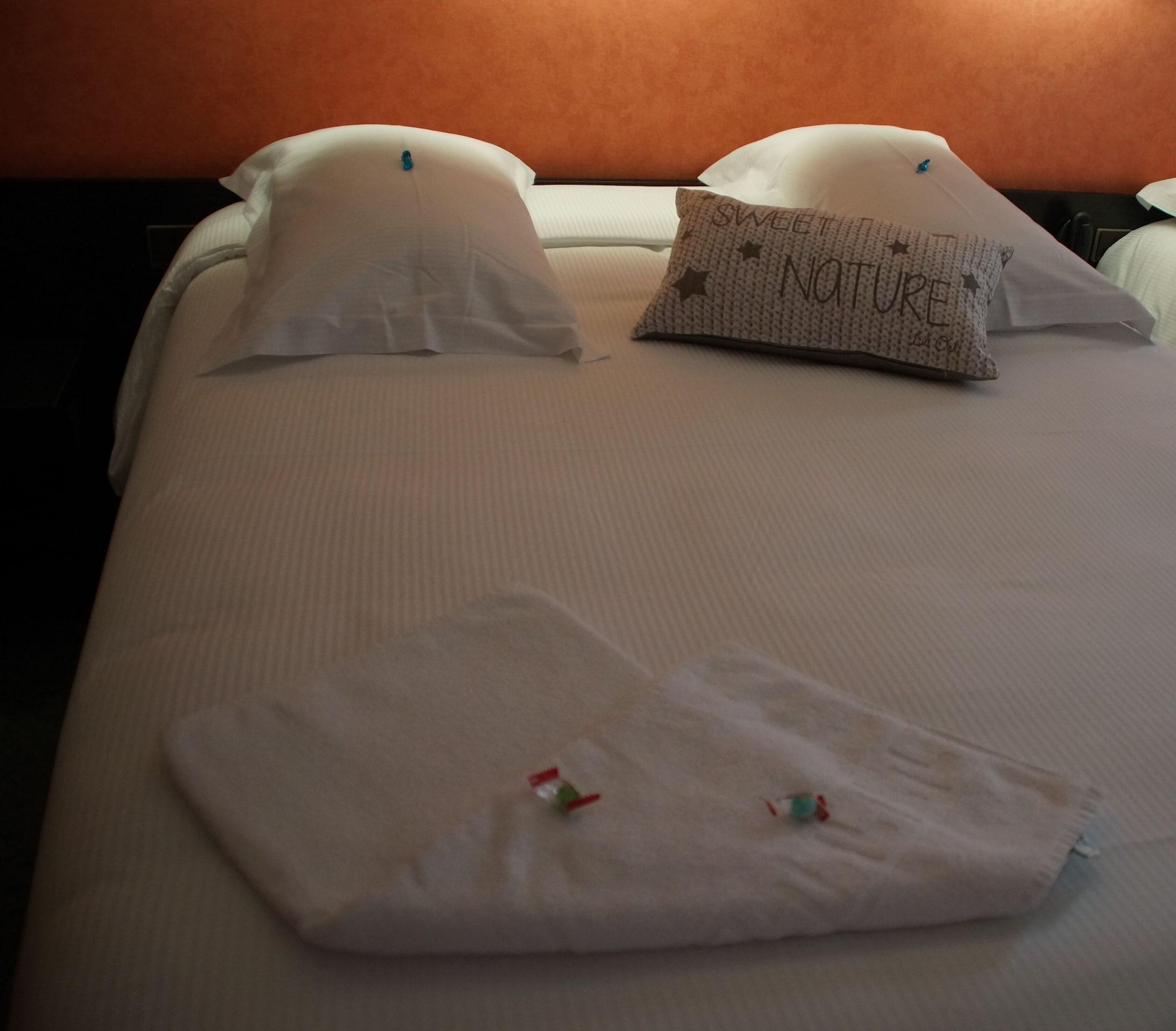The Originals Access Bourges Nord Hotel Saint-Doulchard Eksteriør billede
